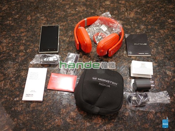 诺基亚完美5寸旗舰开箱图赏：包装霸气外露