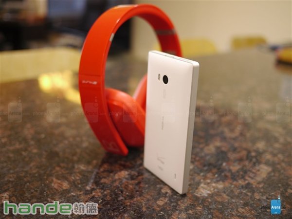 诺基亚完美5寸旗舰开箱图赏：包装霸气外露